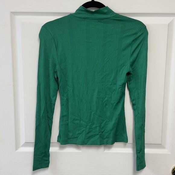 Intempo Ribbed Long Sleeve Cutout Cropped Top Green Women's Size Small - Picture 3 of 9